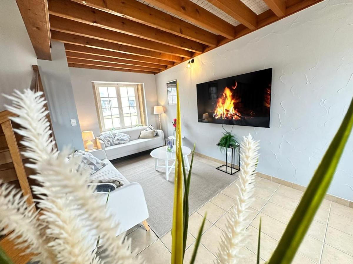 S Bayleved'Air Duplex Vue Chateau, Balneo Et Sauna Sedan Exterior photo