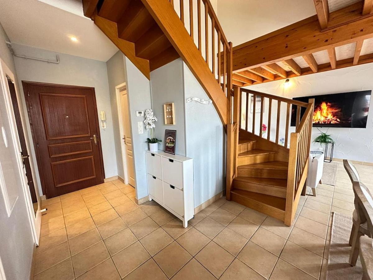 S Bayleved'Air Duplex Vue Chateau, Balneo Et Sauna Sedan Exterior photo