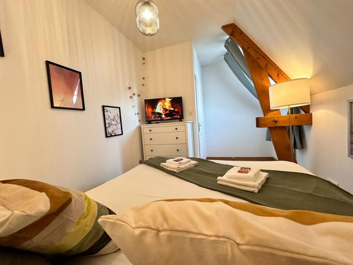 S Bayleved'Air Duplex Vue Chateau, Balneo Et Sauna Sedan Exterior photo